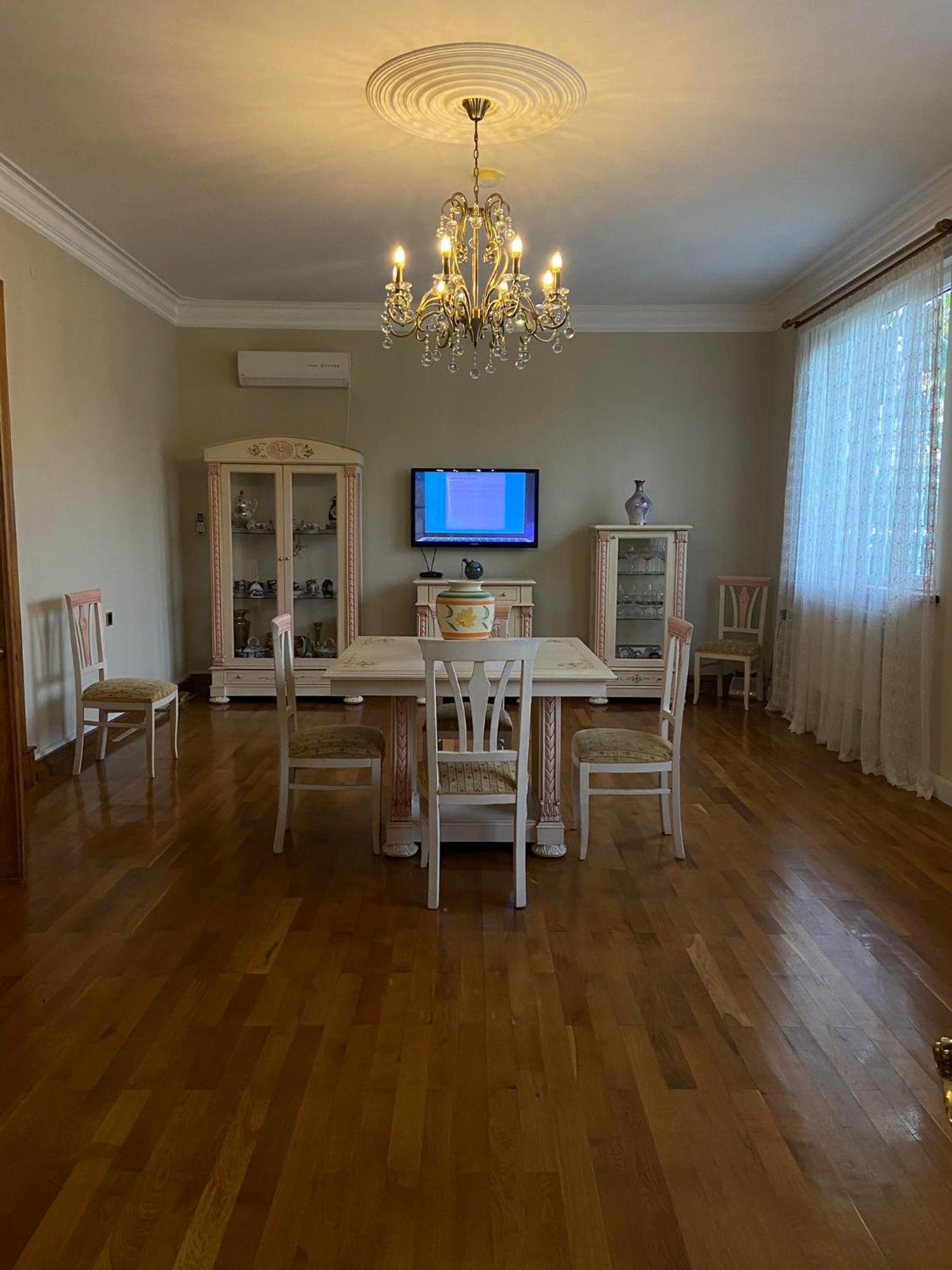 Guest House Green House Sugdidi Exterior foto